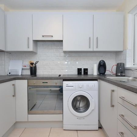 Bright Stylish 2 Bedroom Garden Apartment South Belfast Close To Everything ภายนอก รูปภาพ