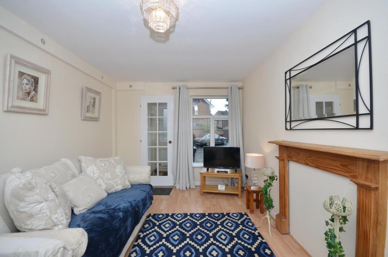 Bright Stylish 2 Bedroom Garden Apartment South Belfast Close To Everything ภายนอก รูปภาพ